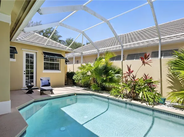 2083 Indian Summer Ln, Vero Beach, FL 32963