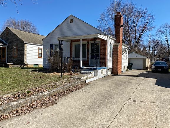 2nd image of 520 S Weyant Ave