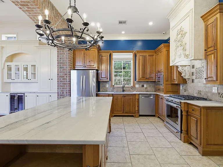 1549 Lacadie Dr — Photo 7