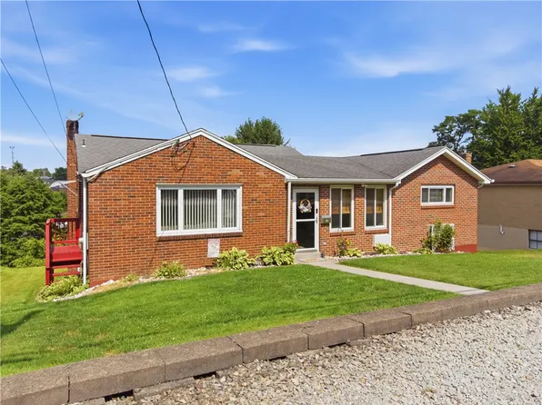 371 Niagara Dr, North Huntingdon, PA 15642