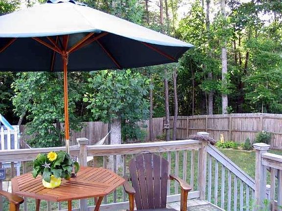 spacious backyard and deck