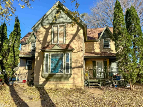 16 2nd Ave NE, Hampton, IA 50441