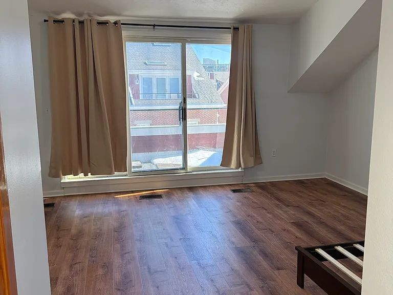166 Quincy Shore Dr #107 — Photo 1
