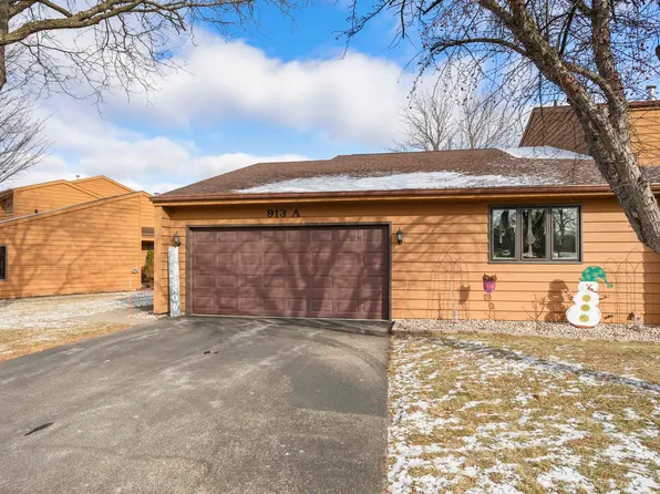 913 E Windfield Pl, Appleton, WI 54911