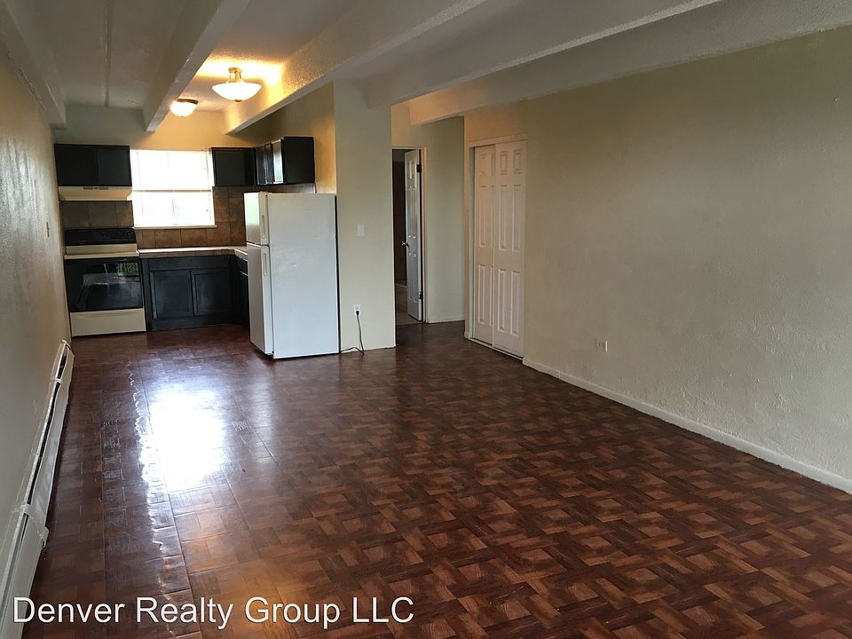 2nd image of 1960 Dallas St APT 2