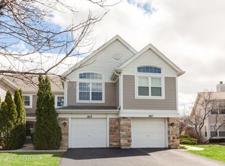 165 Concord Ln, Carol Stream, IL 60188