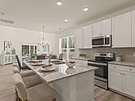 211 Arbor Trl
