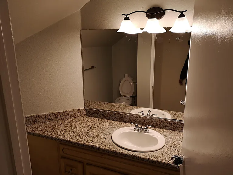 140 E Emerson Ave — Photo 15