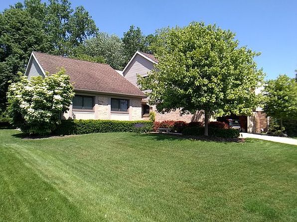 15983 Penn Dr
