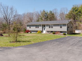 41 Railroad Dr, Waterboro, ME 04087