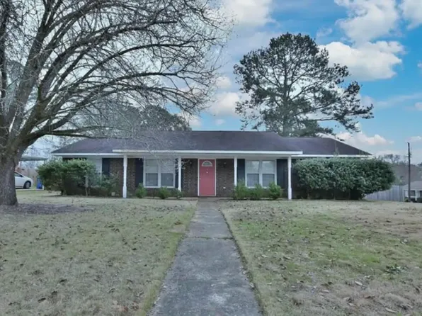 3202 Jottings Dr, Columbus, GA 31909