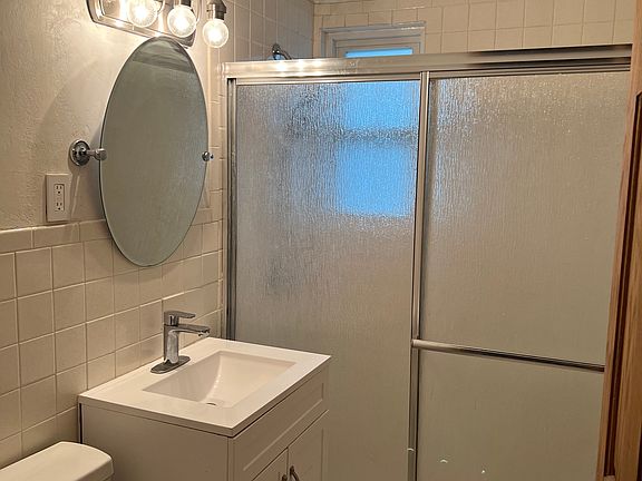 4th image of 312 N Carole Ave #1