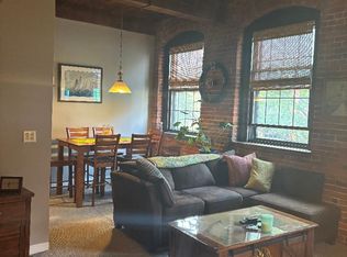 50 Rantoul St APT 406, Beverly, MA 01915