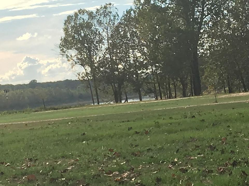 1st image of 330 Lucy Belle Dr