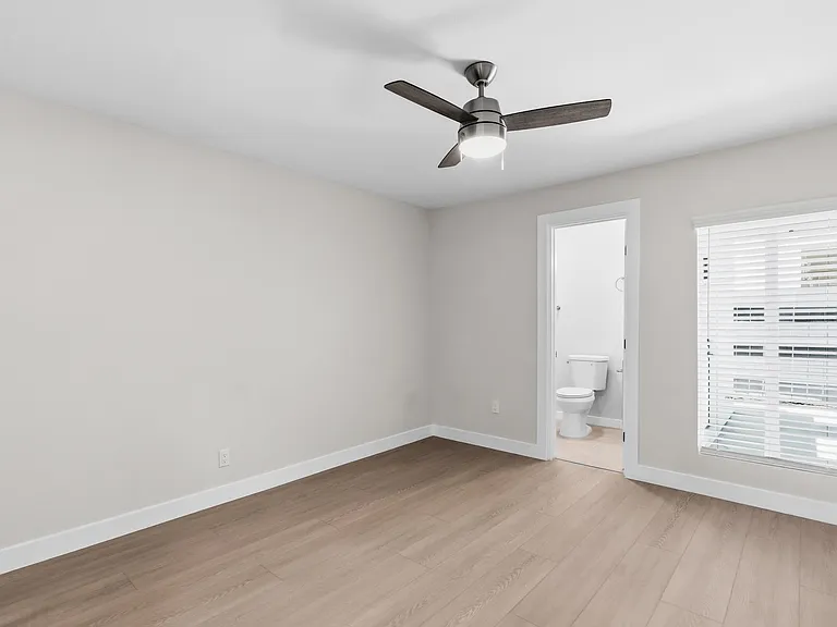 4130 35th St #3 — Photo 11