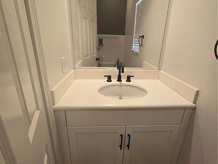 230 W Sparkleberry Ave — Photo 11