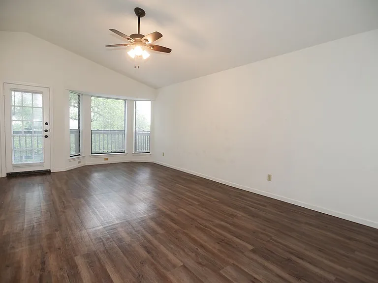 11513 Juniper Ridge Dr — Photo 15