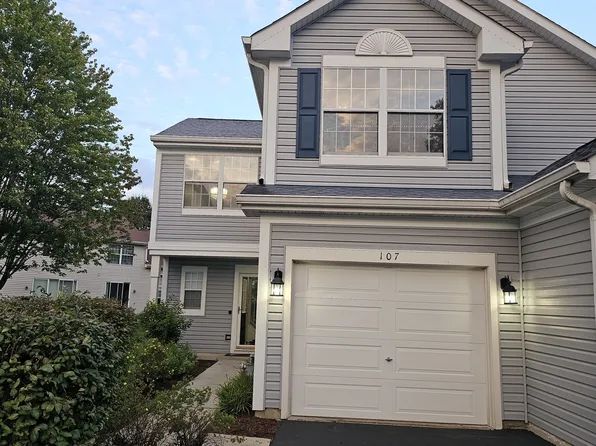 107 Capella Ct #107, Lake In The Hills, IL 60156