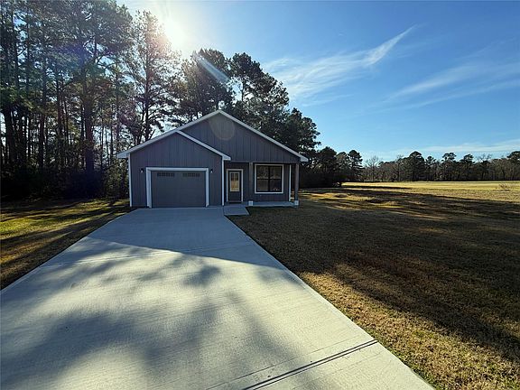 4th image of 75 Oakridge S