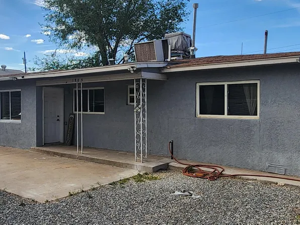 1903 Sanford Ave SW, Albuquerque, NM 87105