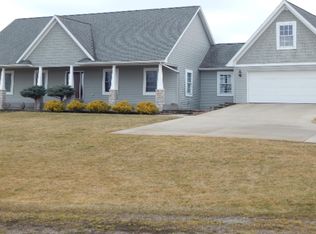 8585 Thome Dr, Sparta, MI 49345