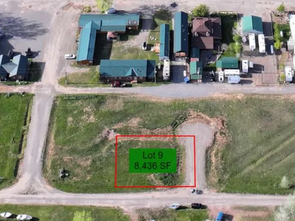 62 2nd St E, Fort Smith, MT 59035