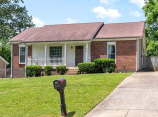 520 Ginkgo Dr, Clarksville, TN 37042