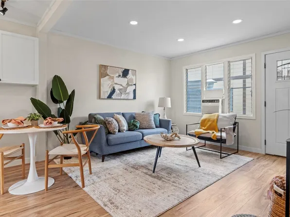 98-1275 Hoohiki Pl #34D, Pearl City, HI 96782