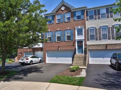 303 Hilltop Ct, Warrington, PA, 18976