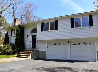 12 Woodfall Rd, Medfield, MA 02052