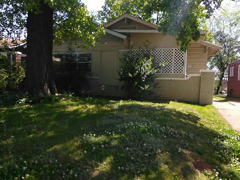 2nd image of 875 7th St W