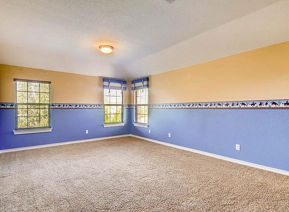 5th image of 313 Island Oak Dr