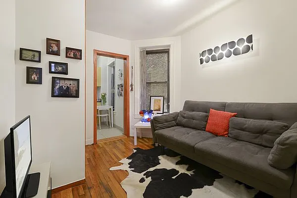 Rented by Warren T Real Estate Corp. | media 16