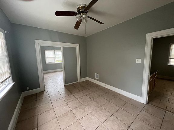 5th image of 43 Humphrey Ave #B