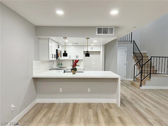 2nd image of 2471 Old Forge Ln APT 103