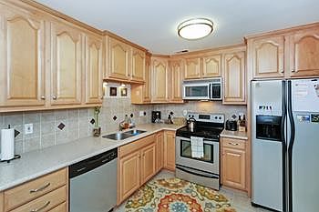 5th image of 3000 E Kennedy Dr APT 5
