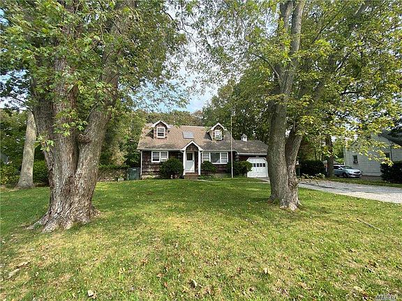 2nd image of 23 Linden Ln