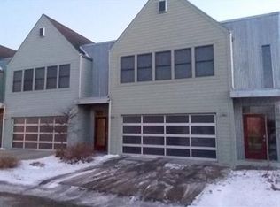 201 Silo Pl #9, Manhattan, KS 66502