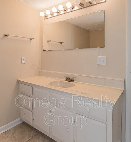1602 14th Ave E #19 — Photo 20
