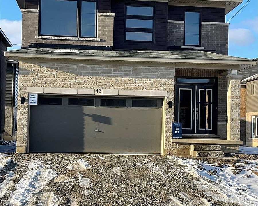 2nd image of 42 Amos Ave