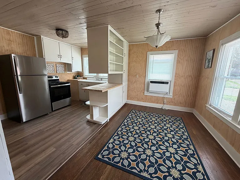 116 Summer St — Photo 1