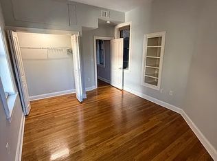 17 Grove St APT 3, Boston, MA 02114