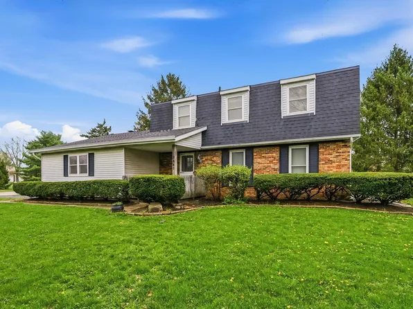 8641 Easton Dr NW, Pickerington, OH 43147