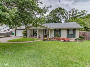 2717 Montclair Ave, Pascagoula, MS 39567