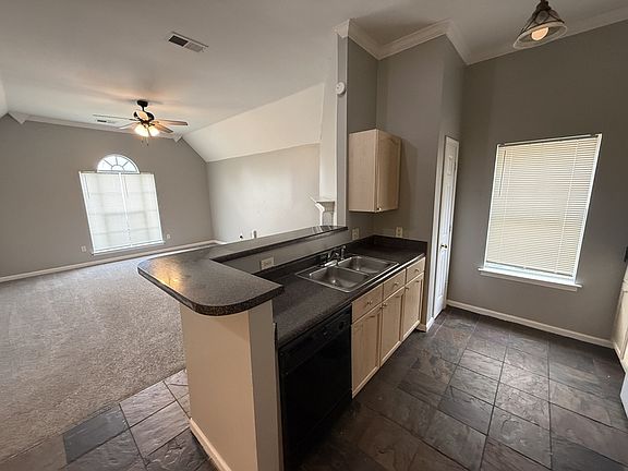 3rd image of 6843 Wrigley Dr