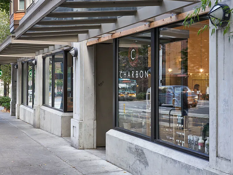 Enjoy the variety of retailers and eateries throughout Downtown Seattle.