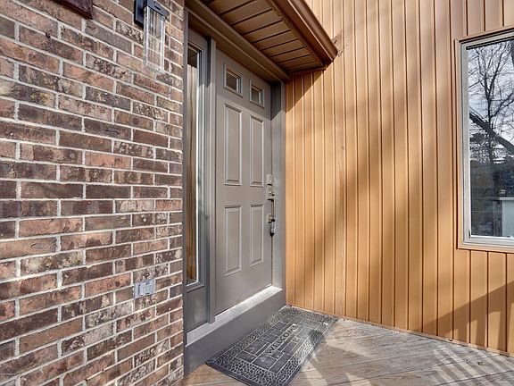 2nd image of 1108 Lighthouse Ln #8DA