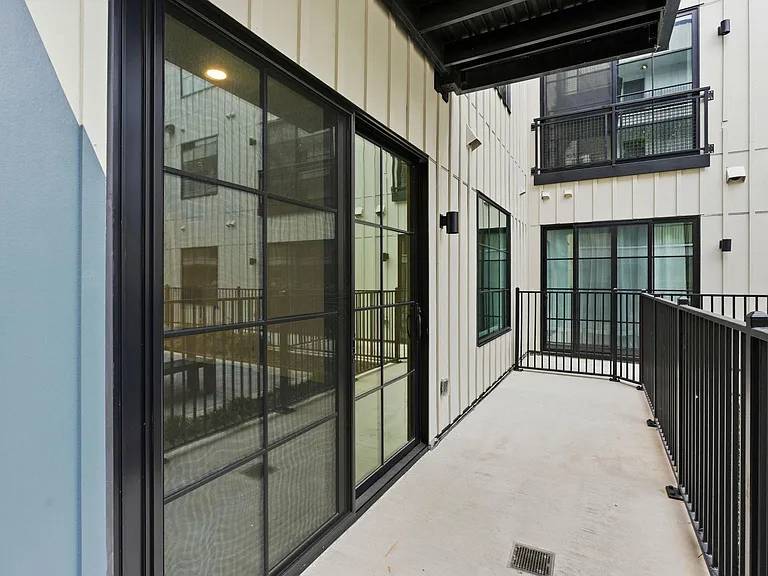 4315 S Congress Ave #202 — Photo 20