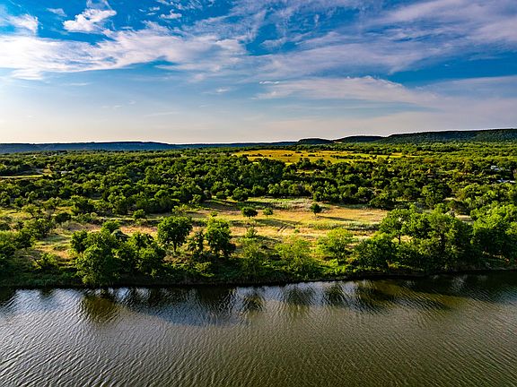 5th image of Fortune Bend Rd