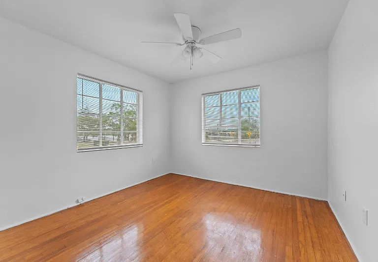 Concord Lake Apartments — Photo 7